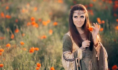 3 Ways Dating Yourself Can Transform Your Love Life