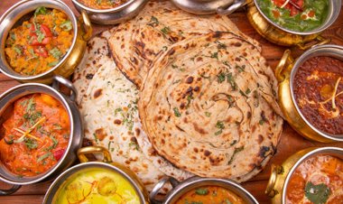 What are the famous dishes to try in Punjab?