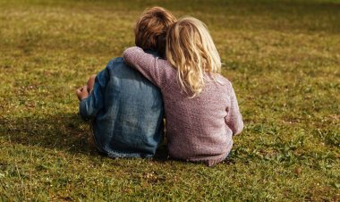 When Is the Appropriate Age to Start Dating?