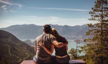 Best 6 Ways to Feel Better About Being Single
