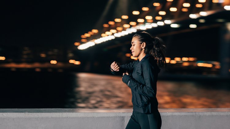 Does Exercising Before Bed Make It Hard to Fall Asleep?