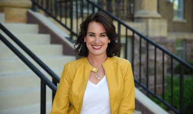 Best 6 Ways to Make Your Husband Feel Like a Man