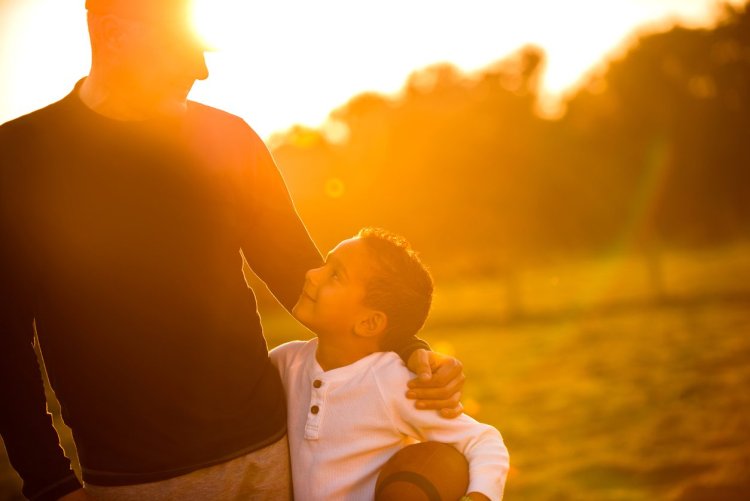 Simple Gestures That Say “I Love My Son”